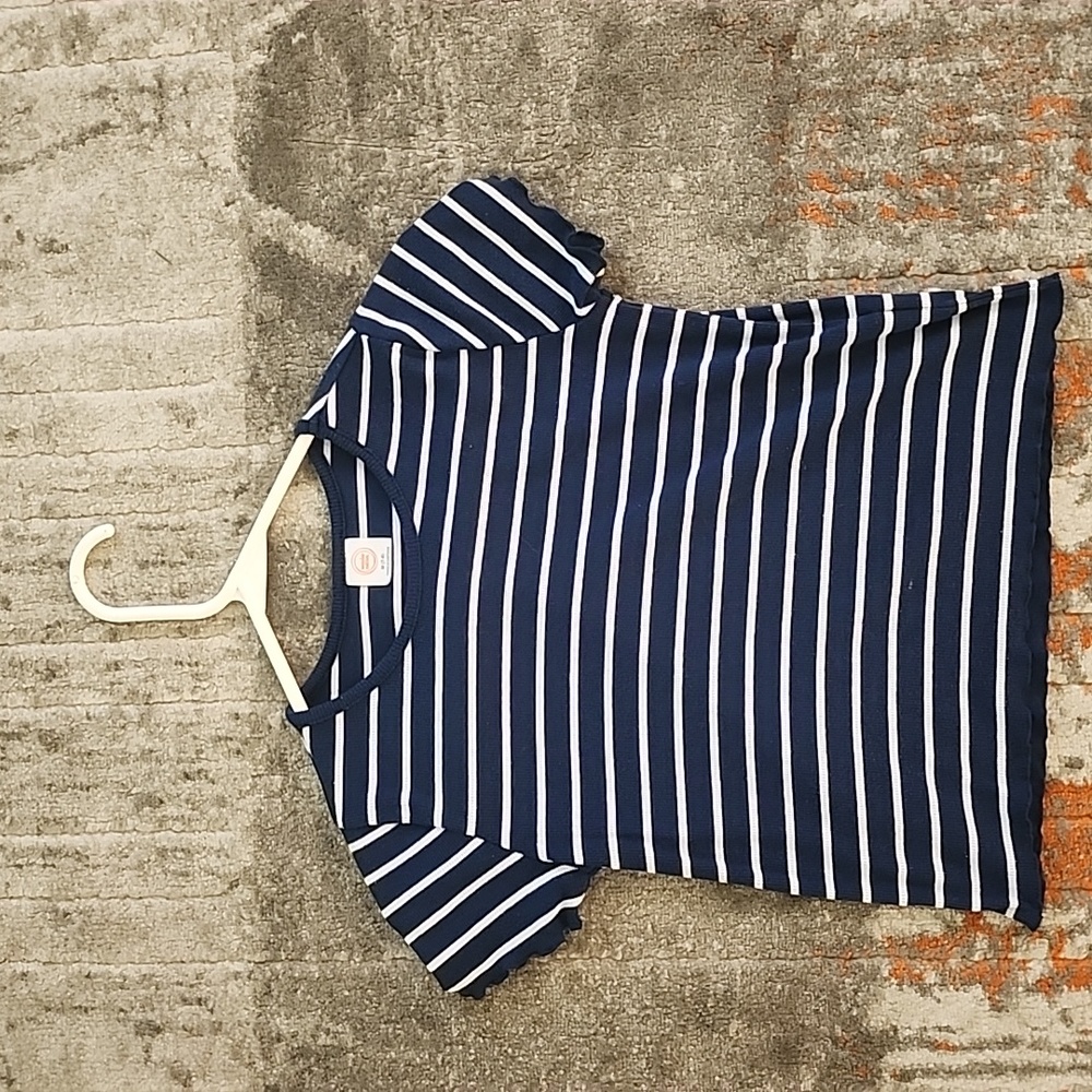 7-8 year old Girls Wonder Nation striped t-shirt